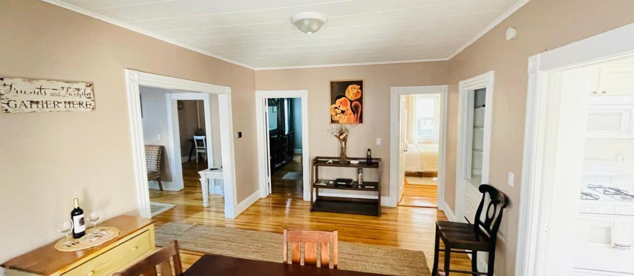 Delightful 2Br Apartment With Balcony - 15 Min From Mohegan Sun- Foxwoods Casinos & Mystic New London Exteriör bild