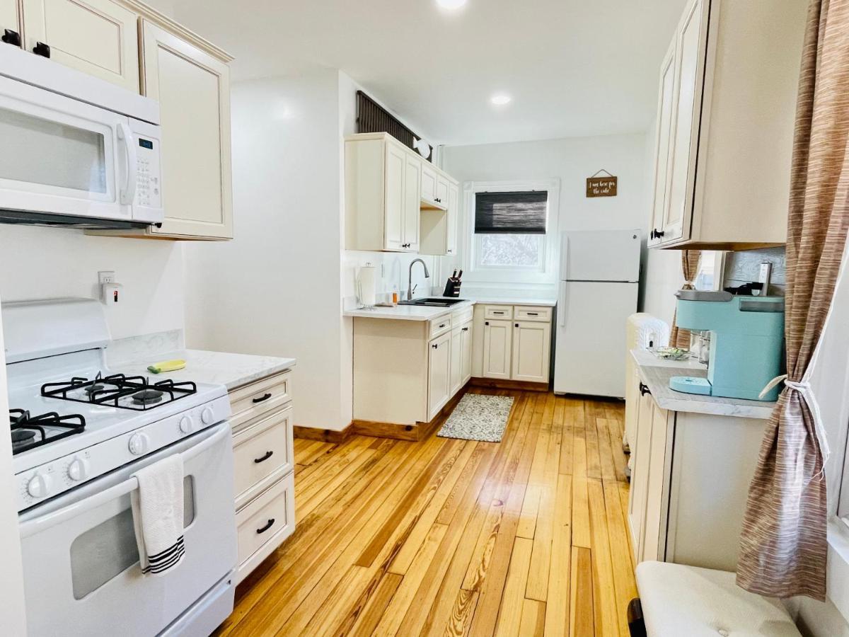 Delightful 2Br Apartment With Balcony - 15 Min From Mohegan Sun- Foxwoods Casinos & Mystic New London Exteriör bild