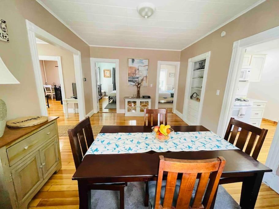 Delightful 2Br Apartment With Balcony - 15 Min From Mohegan Sun- Foxwoods Casinos & Mystic New London Exteriör bild