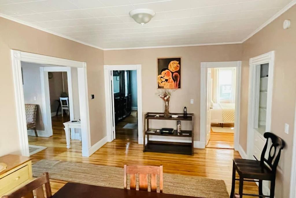 Delightful 2Br Apartment With Balcony - 15 Min From Mohegan Sun- Foxwoods Casinos & Mystic New London Exteriör bild