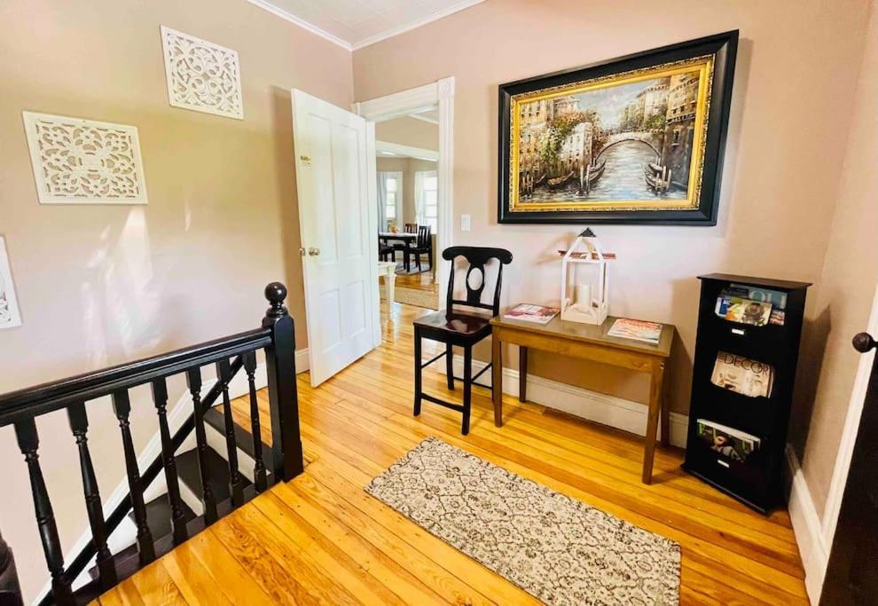 Delightful 2Br Apartment With Balcony - 15 Min From Mohegan Sun- Foxwoods Casinos & Mystic New London Exteriör bild
