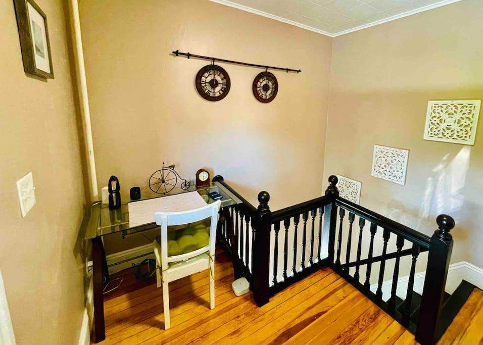 Delightful 2Br Apartment With Balcony - 15 Min From Mohegan Sun- Foxwoods Casinos & Mystic New London Exteriör bild