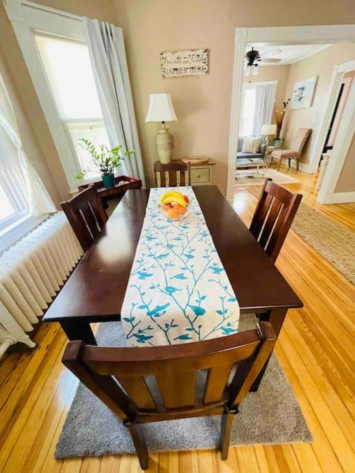 Delightful 2Br Apartment With Balcony - 15 Min From Mohegan Sun- Foxwoods Casinos & Mystic New London Exteriör bild
